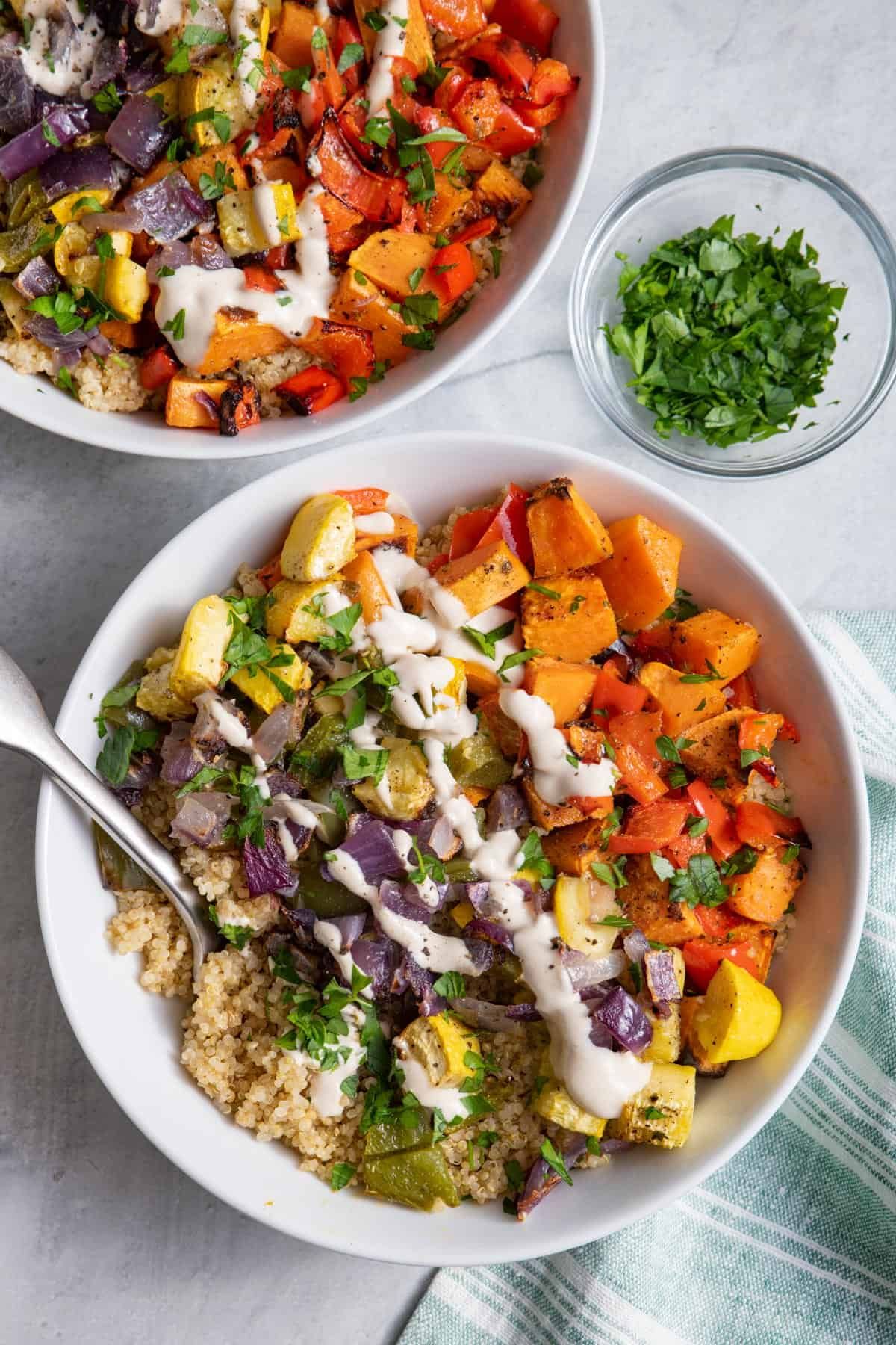 Quinoa & Roasted Veggie Bowl