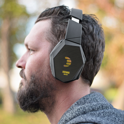 Dorpamine_Wrapsody_Headphones_Gold_Lifestyle_Mockup.png
